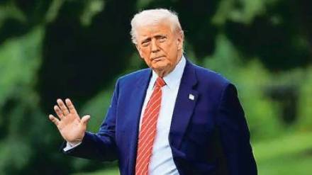 Donald Trumps tax hike threatens to slow growth to 6 percent
