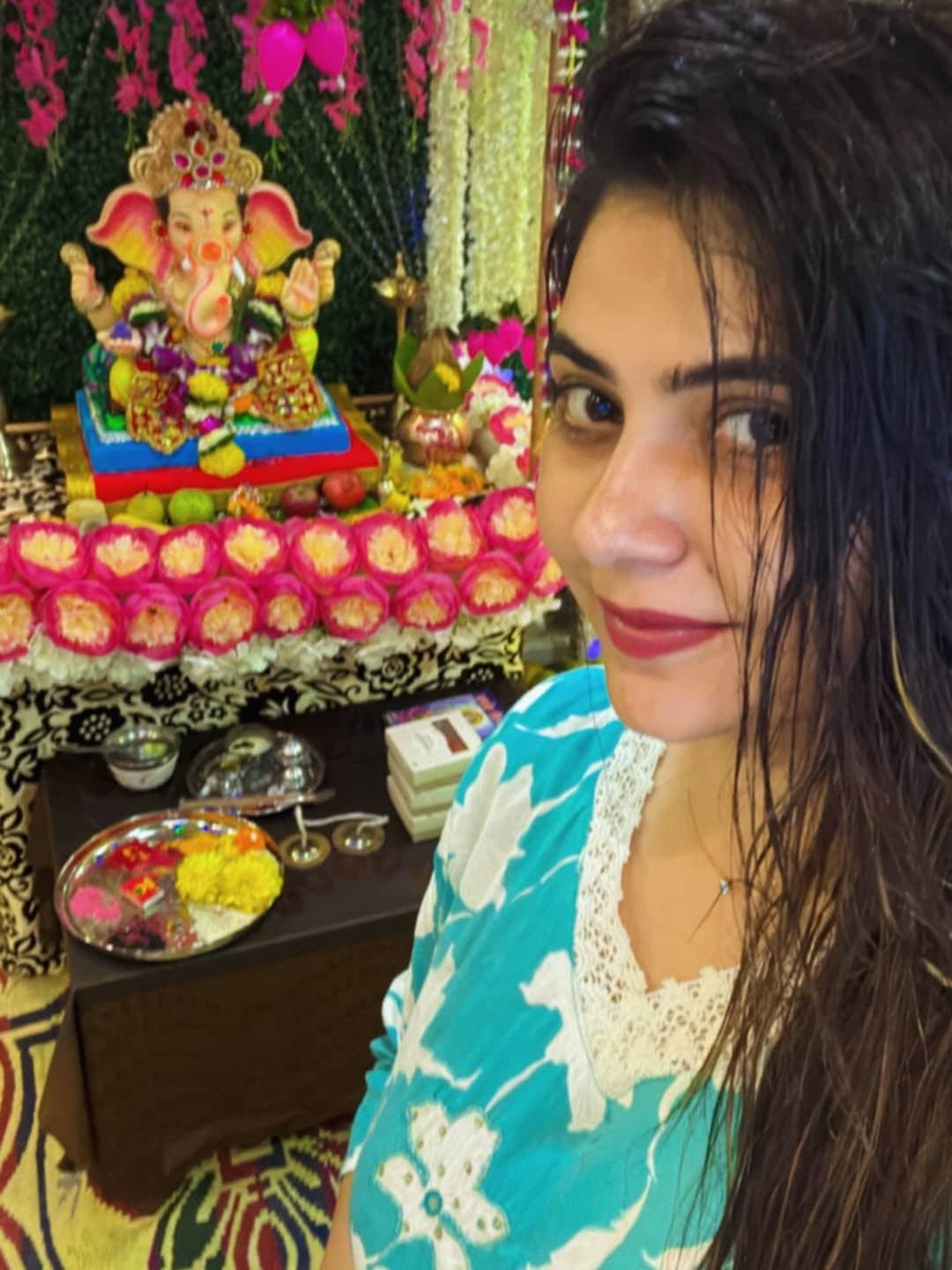 Ganesh Chaturthi 2025 marathi actress home ganpati photos