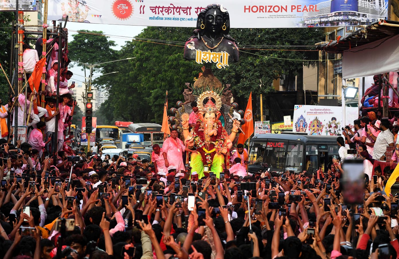 Ganesh idols immersed at Charkop after 177 days delay at the end of Maghi Ganeshotsav 2025