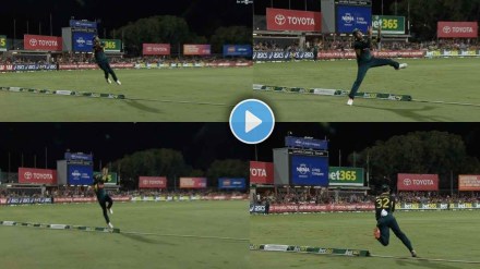 Glenn Maxwell Stunning Catch Near Boundary Line Of Ryan Rickelton Reminds Suryakumar Yadav Catch