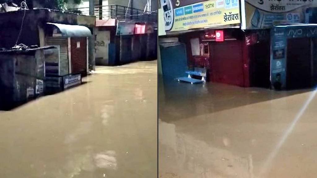 Heavy rainfall in Jalgaon district Water has entered the village of Guardian Minister Gulabrao Patil