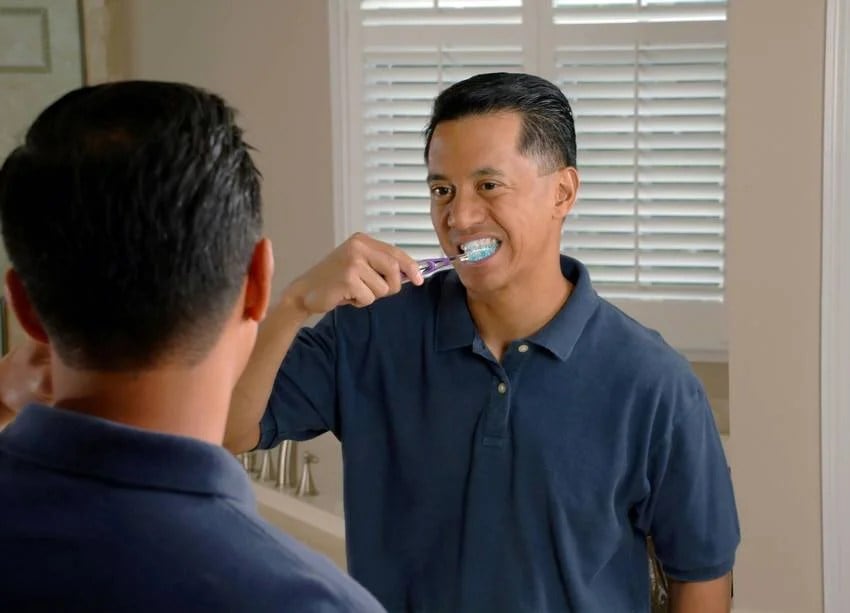 want to keep your teeth strong and shiny until old age include these 10 habits