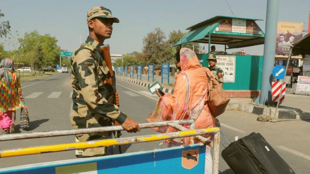 Indian Visa Pakistani Women