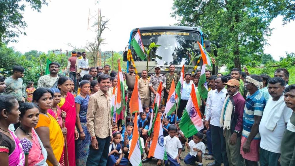 Launch of ST bus service connecting a total of 15 villages including remote Ambezari in Gadchiroli district