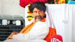 “सरकारने पाठवलेले…”, सुप्रिया सुळेंना घेराव घालणाऱ्यांबाबत मनोज जरांगेंचं वक्तव्य; म्हणाले, “दंगल घडवण्यासाठी…”