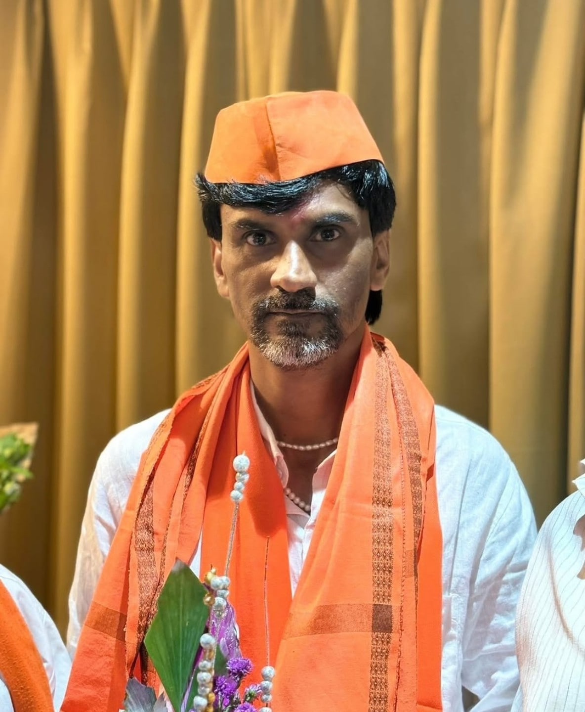 Manoj Jarange Patil Education Political Journey in Marathi
