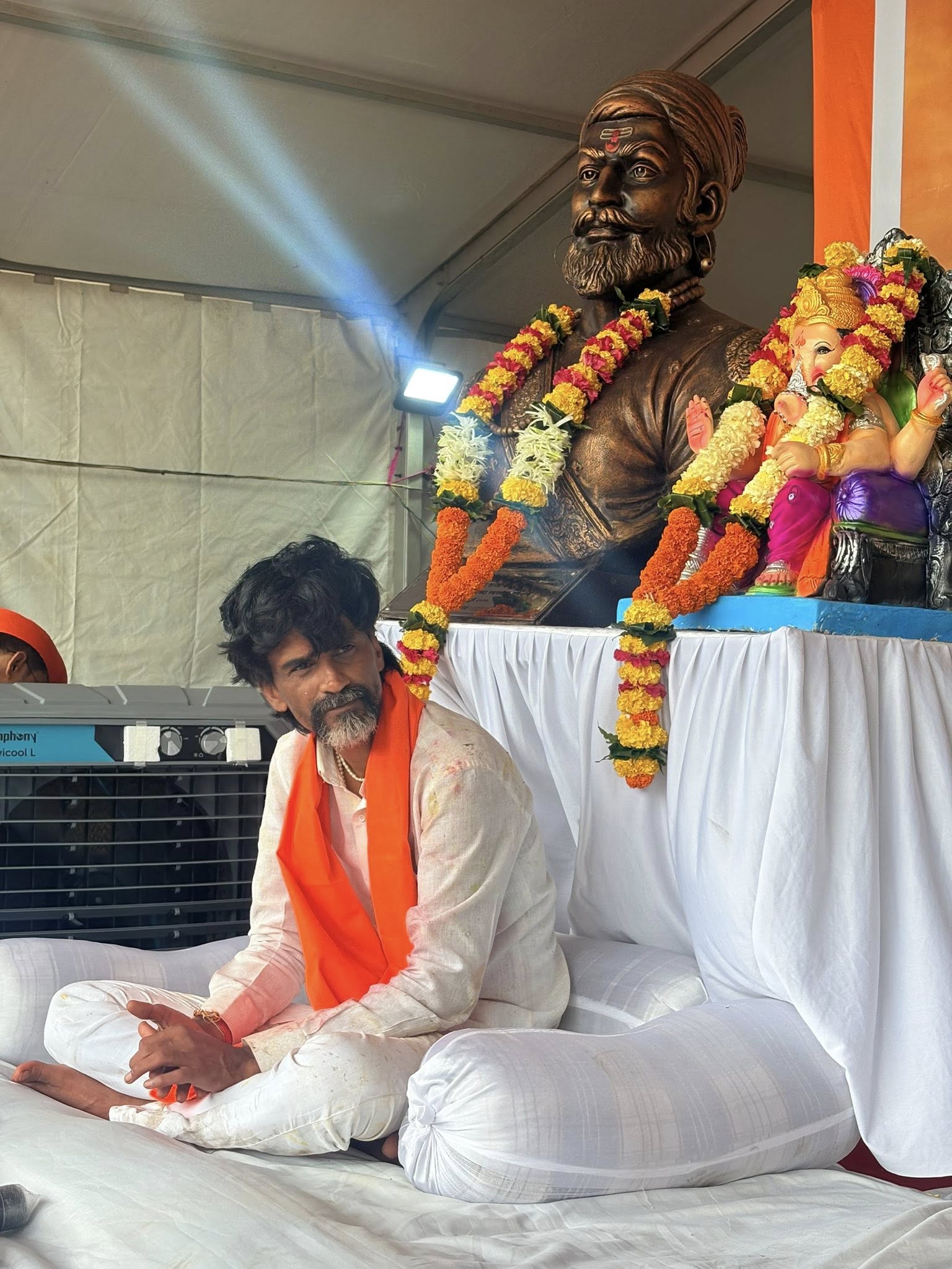 Manoj Jarange Patil Education Political Journey in Marathi
