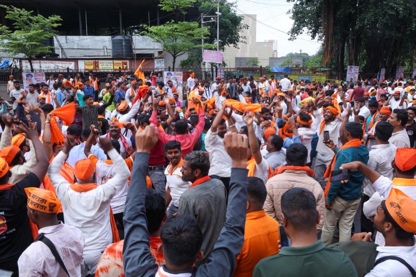 Maratha reservation Mumbai Morcha