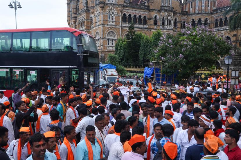 Maratha reservation Mumbai Morcha