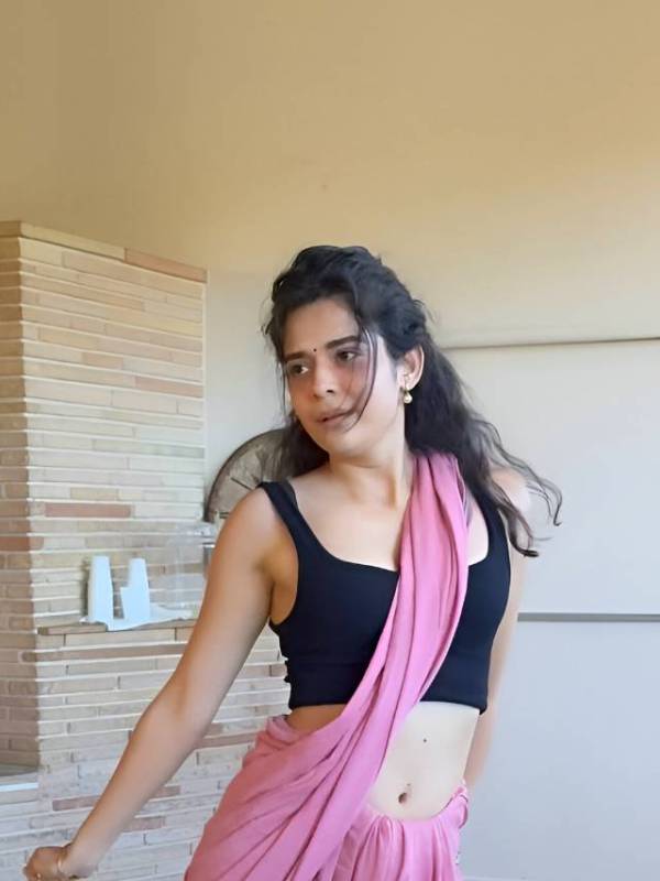 Mithila Palkar dance reel