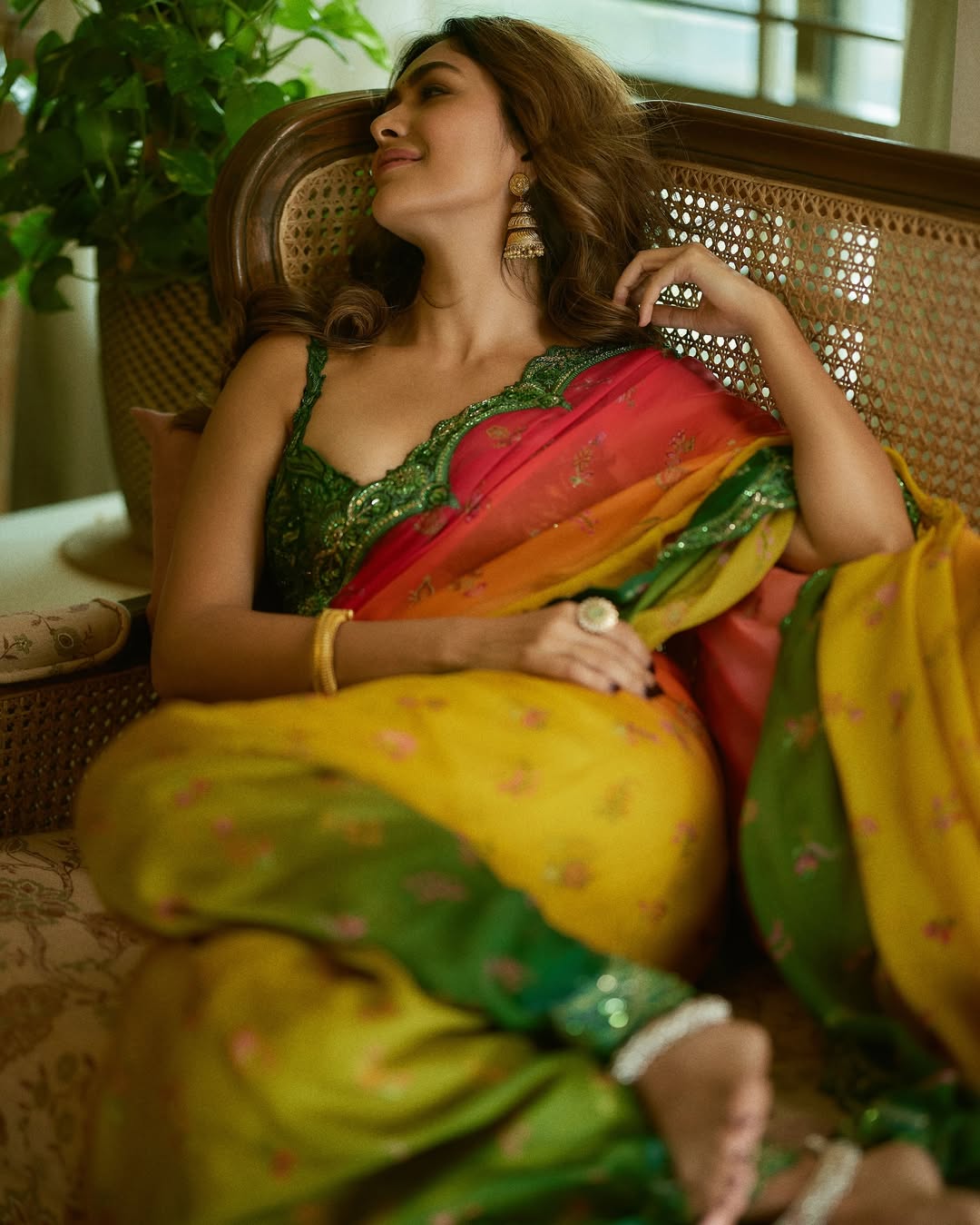Mrunal thakur ganeshotsav saree look 2025