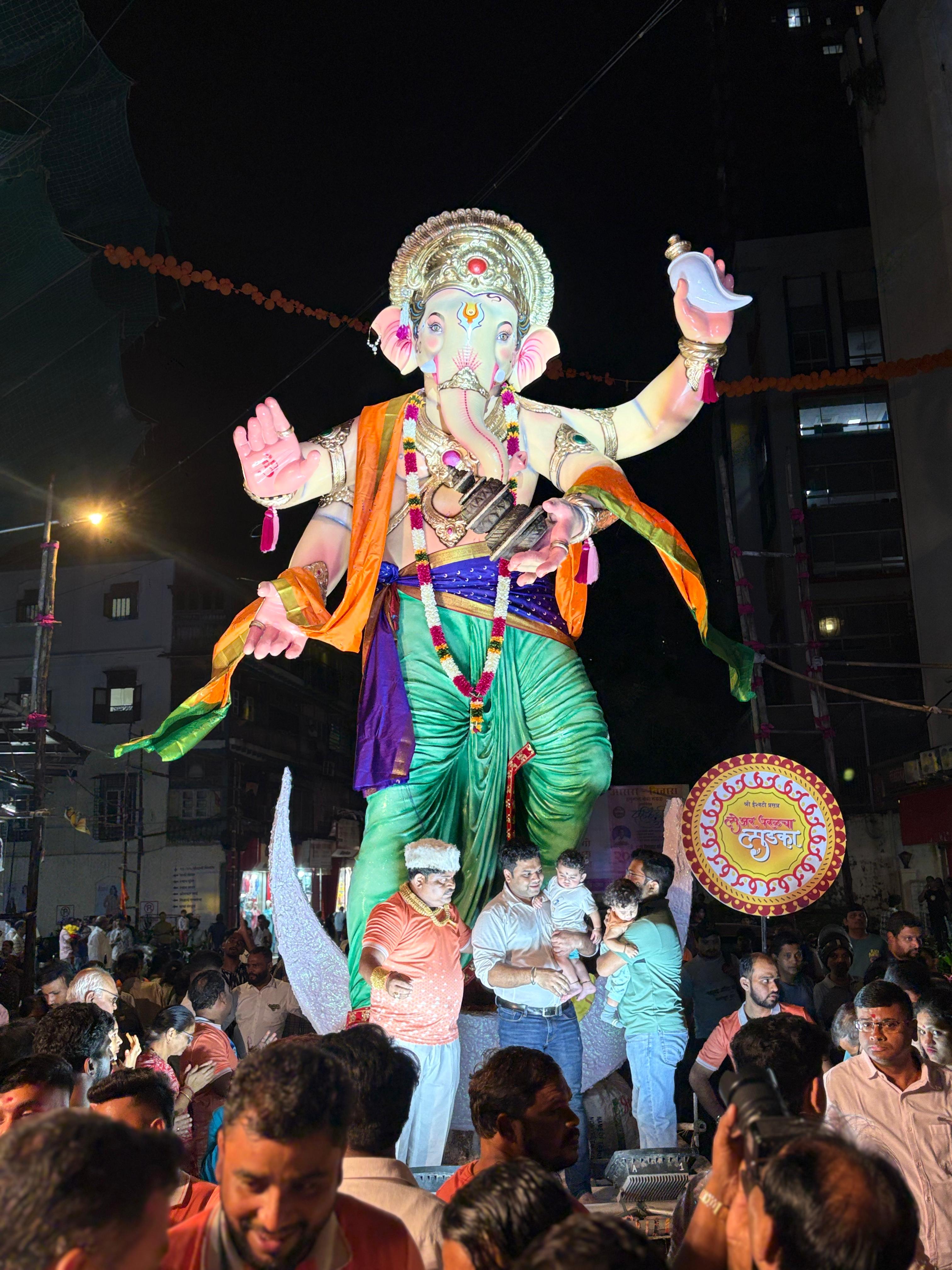 लोअर परळचा लाडका (बाळ गोपाळ मंडळ सार्वजनिक गणेशोत्सव, सनमिल गल्ली, लोअर परळ)