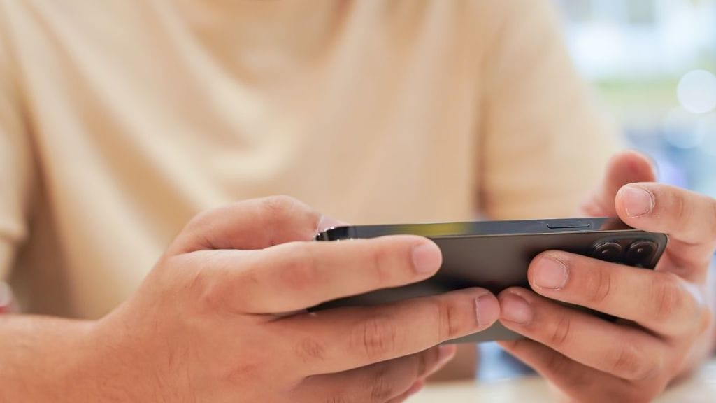 Mumbai Man Lost 12 cr in Online Gaming