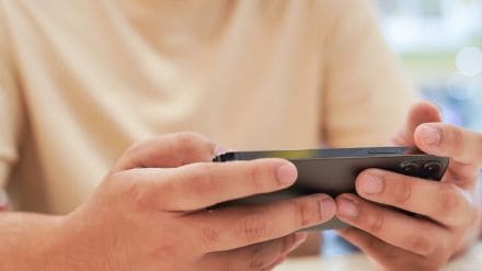 Mumbai Man Lost 12 cr in Online Gaming