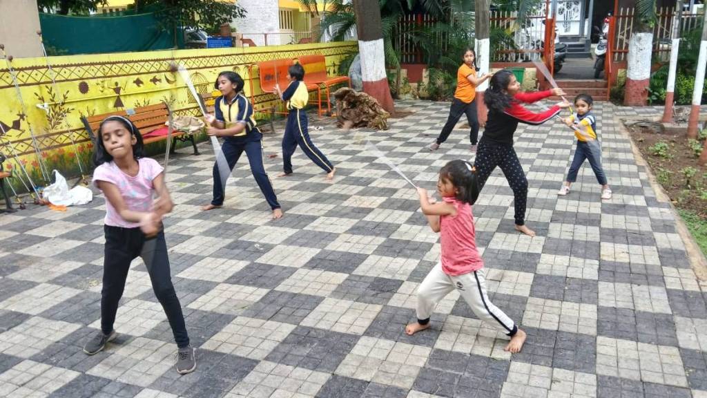 Nashik childrens masculine games from the Shivaji maharaj periouds phm 00