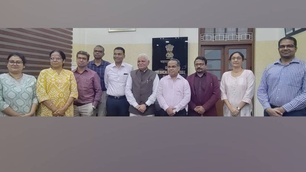 nagpur government medical hospital first successful robotic donor kidney removal and transplant surgery