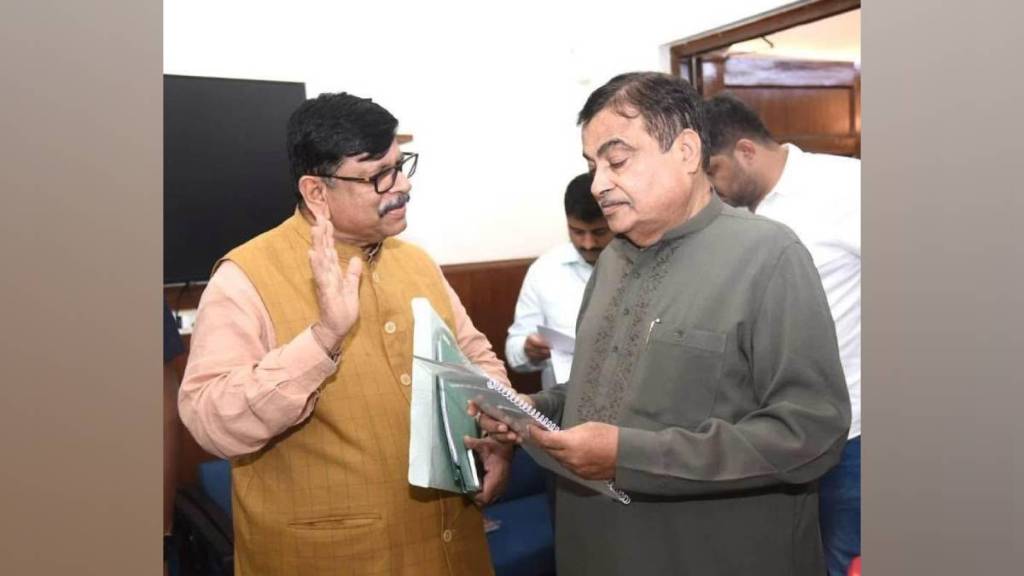 ram Patkar and nitin gadkari