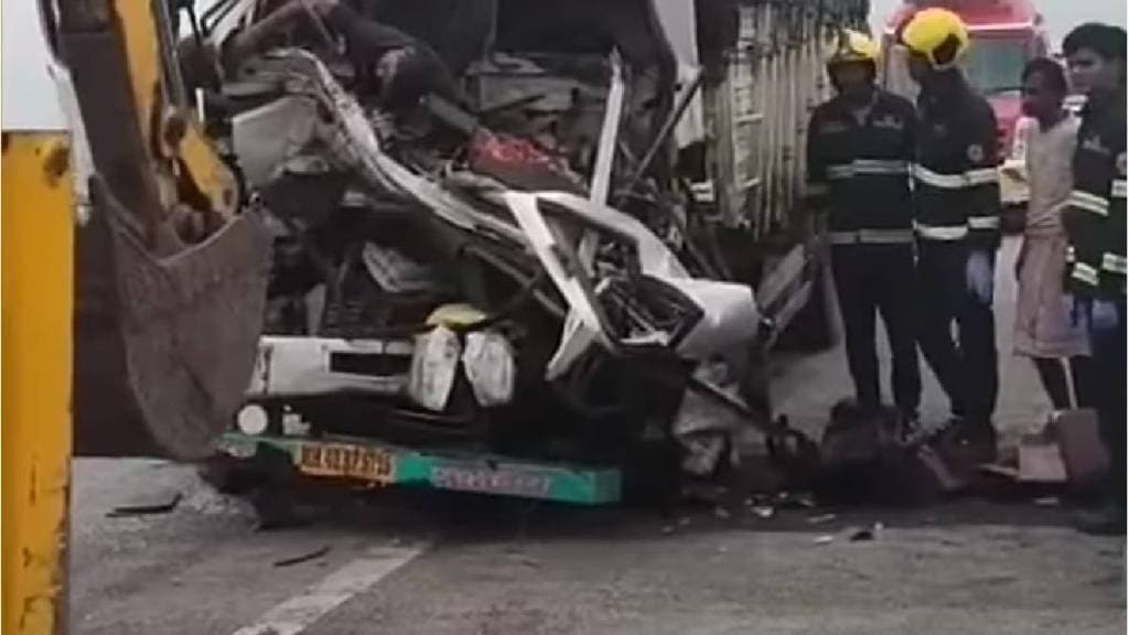 truck hit unknown vehicle on samruddhi highway truck driver died in accident
