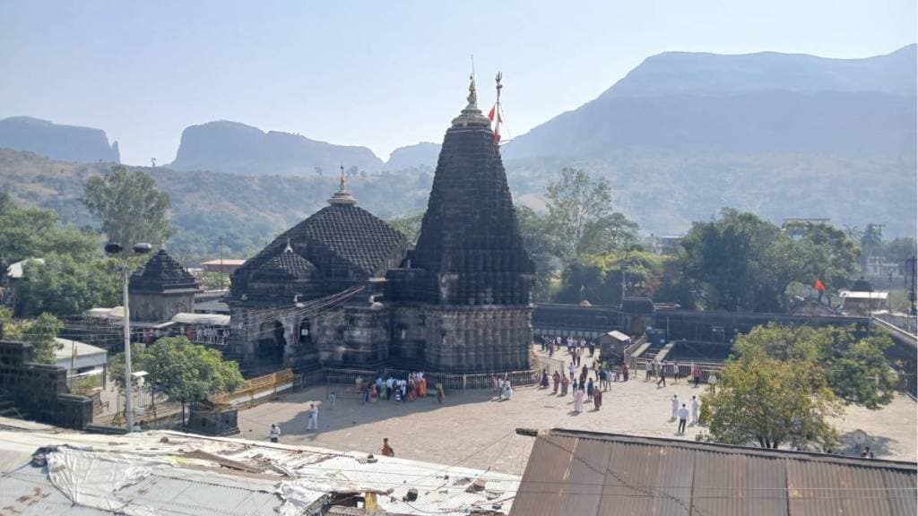 Shrawan monday crowd extra state transport buses planned for trimbakeshwar