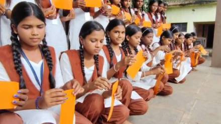 nashik tribal school girls from kareghat bought rakhis themselves mailed them to soldiers at the border