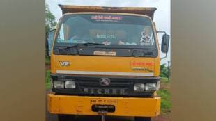 In Kudal dumper driver tried to kill revenue team during illegal sand inspection operation