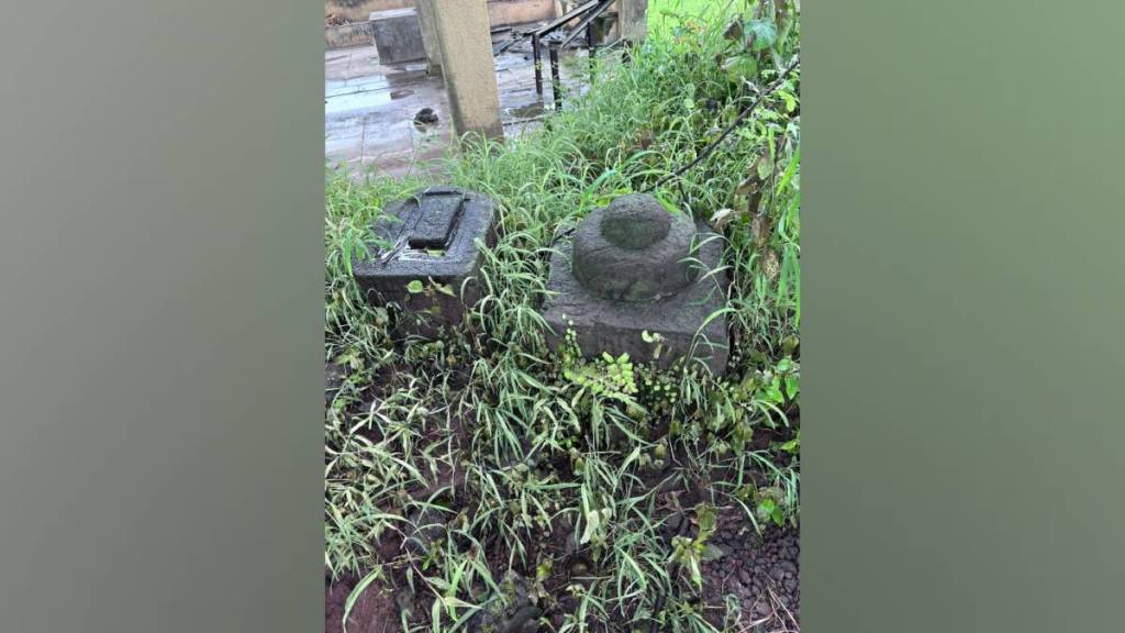 raghoji bhangres tomb remains in poor condition