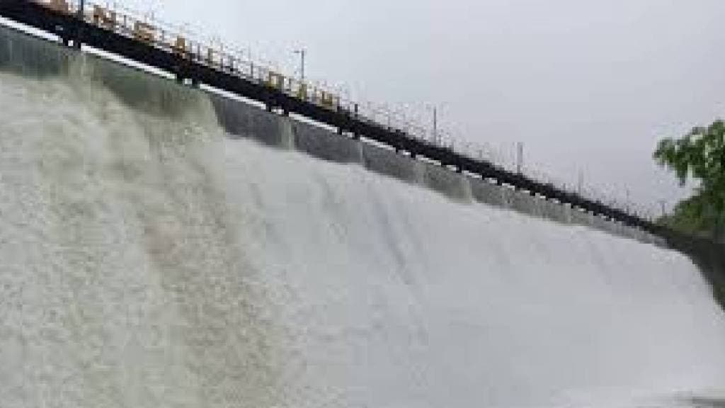 uran rain stop ransai dam overflow decreased it will affect urans future water supply and causing water crisis