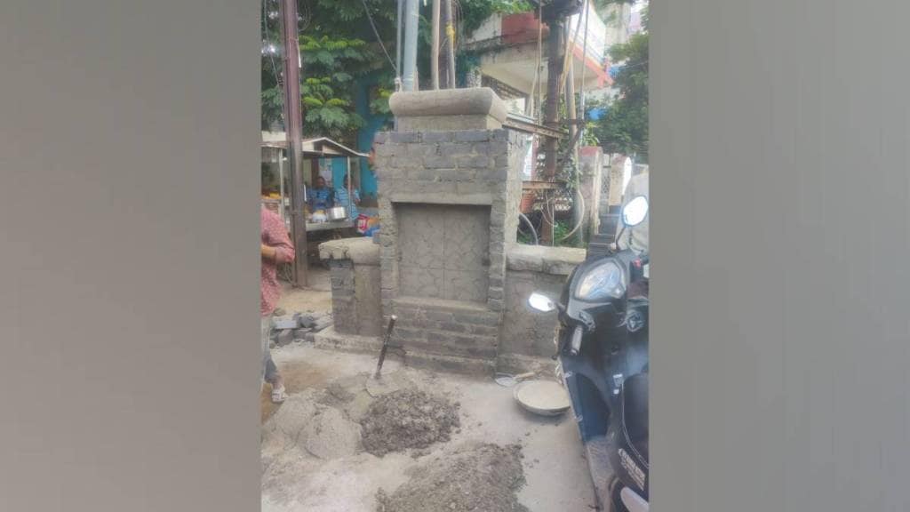 Congress complained about amma Chowk encroachment ASI issued notice to Chandrapur Municipal Commissioner
