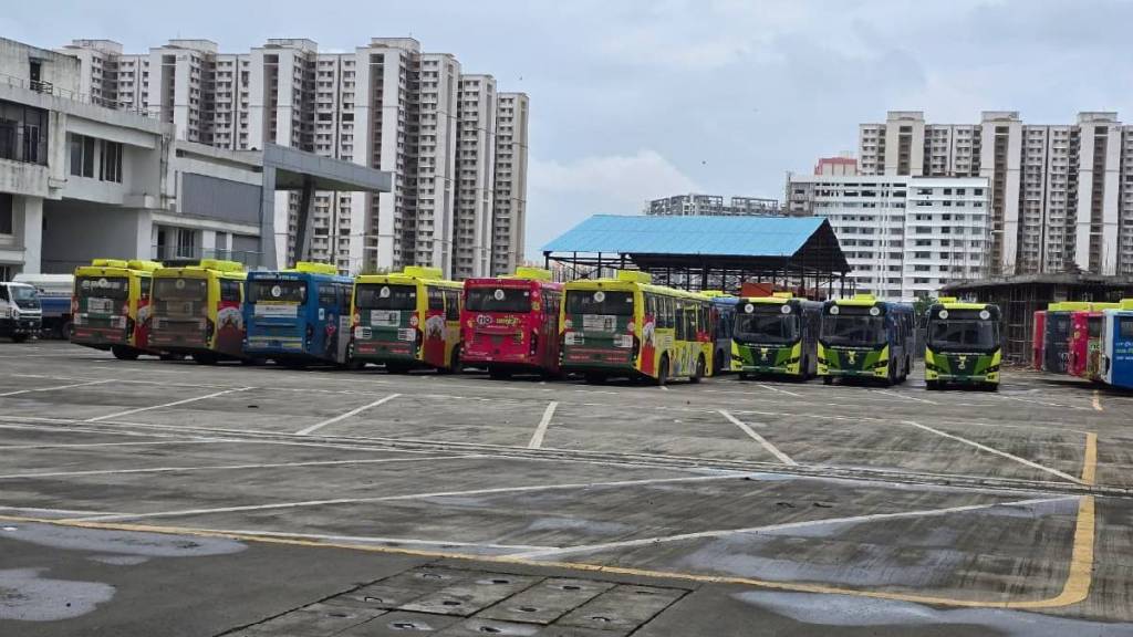Vasai Virar municipal Corporation plans e buses to cut pollution huge potholes on roads facing difficulties in operating