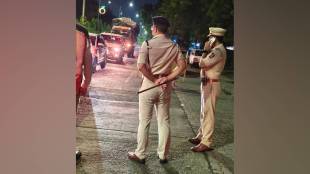 वाहतूक नियम मोडणाऱ्या अशा बदमाशांच्या करिअरचा देखील विचार करू नका, त्यांच्यावर जितकी कलमे लावता येतील, तितकी लावा पोलीस आयुक्त रविंद्र सिंगल (छायाचित्र -लोकसत्ता टीम )