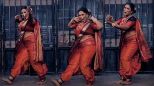 Women dance on uth re uth re hanuman song