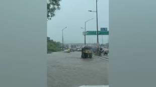 uran heavy rain from past several hours water accumulated at national highway in Vahal area of Ulwe node