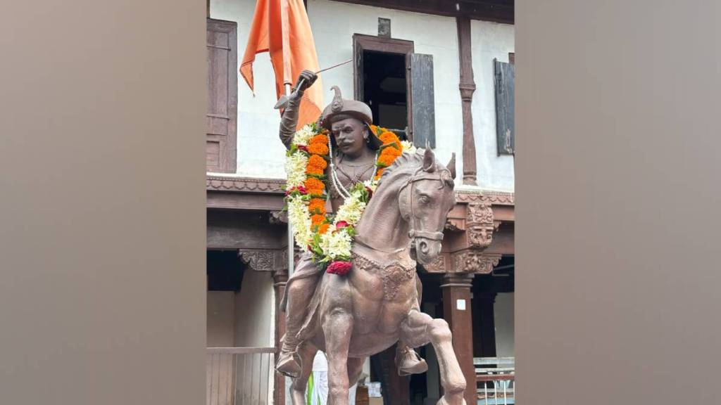 bajirao Peshwas 325th birth anniversary celebrated in dubere with procession salute and enthusiasm