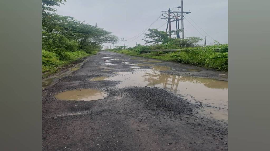 Kelve road area in poor condition