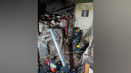 Nashik building collapse, Nashik rain damage, Khadkali building accident, Nashik rescue operations,