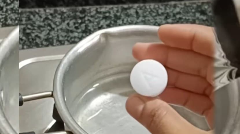kitchen jugaad video as naphthalene ball was put in hot water