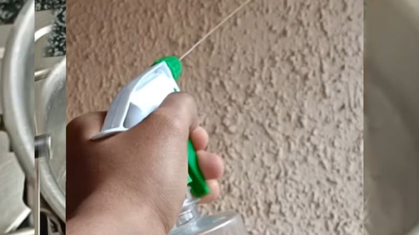 kitchen jugaad video as naphthalene ball was put in hot water