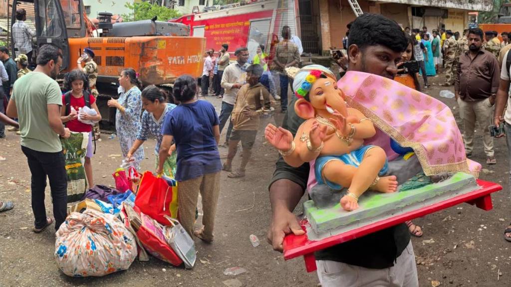 virar building collapsed marathi news