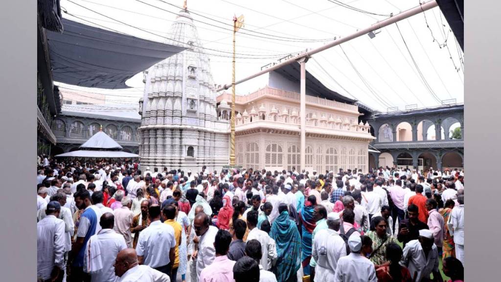 Gajanan Maharajs 115th death anniversary concluded in shegaon