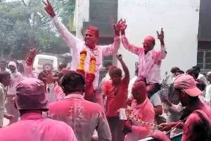nashik APMC polls MVA won 11 of 18 seats defeating mahayuti