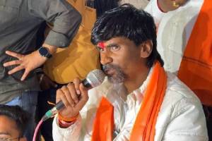 Manoj Jarange On Raincoat and food Social Media Posts