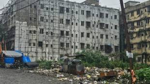 Orders to vacate buildings in Vasai West