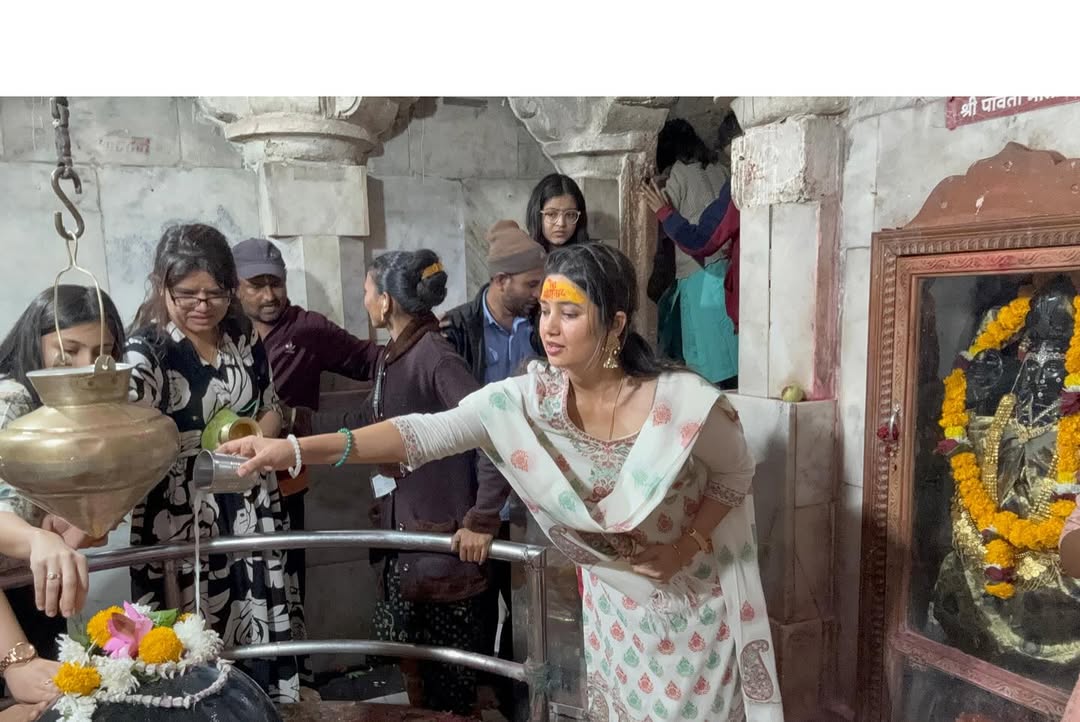 Prajakta Mali 12 Jyotirlinga Yatra