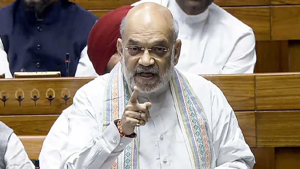 ३० दिवसांहून अधिकचा तुरुंगावास झाल्यास पंतप्रधान, मुख्यमंत्री आणि मंत्र्यांना पद सोडावे लागणार. आज तीन विधेयके मांडली गेली. (Photo - PTI)