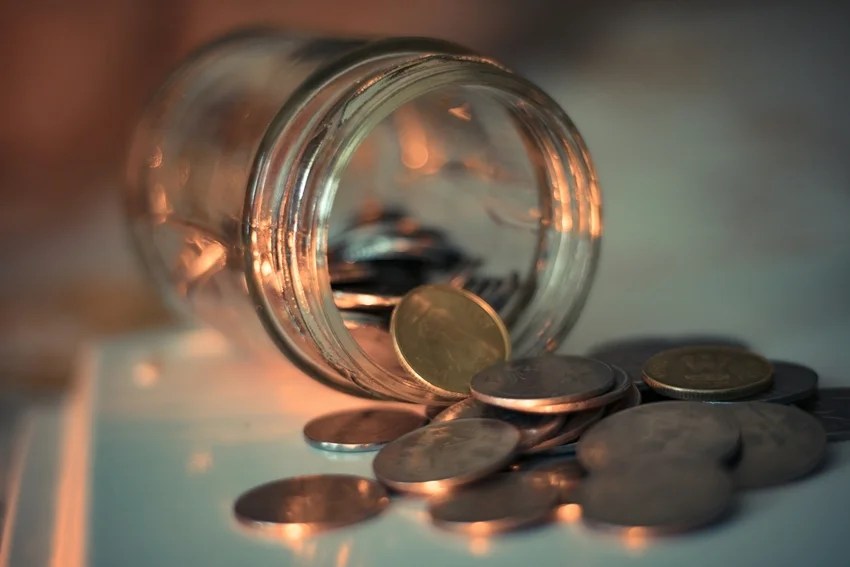 why does india still mint one rupee coin despite high production cost