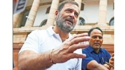 निवडणूक आयोगाकडून ‘मतांची चोरी’; राहुल गांधी यांचा आरोप, ‘अणुबॉम्ब’प्रमाणे पुरावे असल्याचा दावा