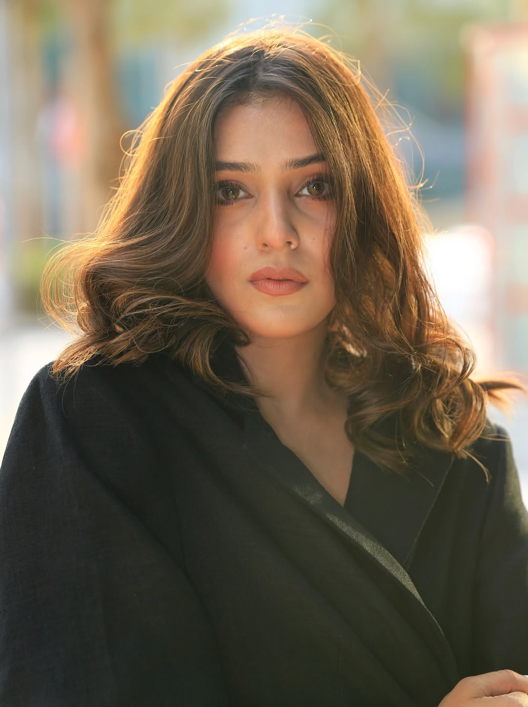 Rj Mahvash all black look photoshoot