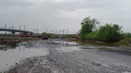 Road connecting JNPA to Karalu Port
