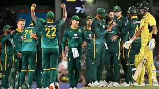 SA beat AUS by 98 Runs biggest win Margin for South Africa against Australia in ODIs in Australia