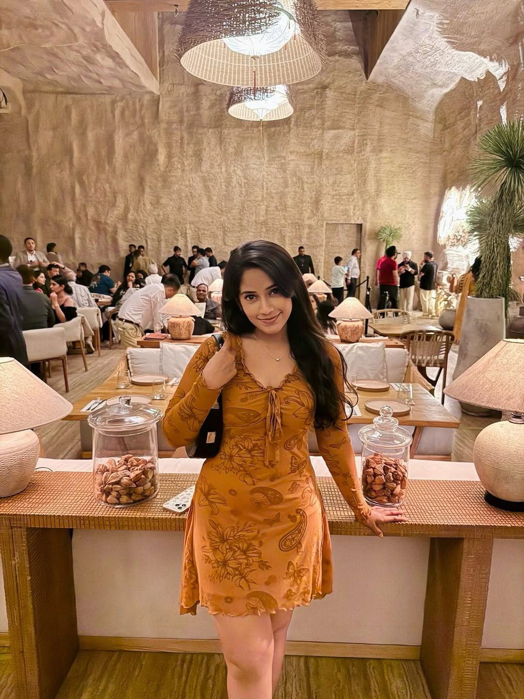 Savalyachi Janu Savali Party Bastian At The Top